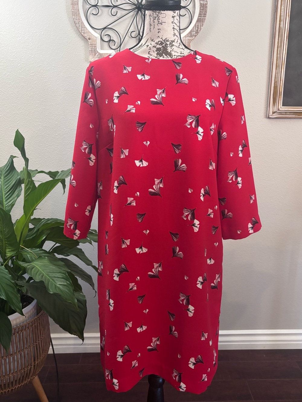 Banana Republic Red Floral Shift Dress